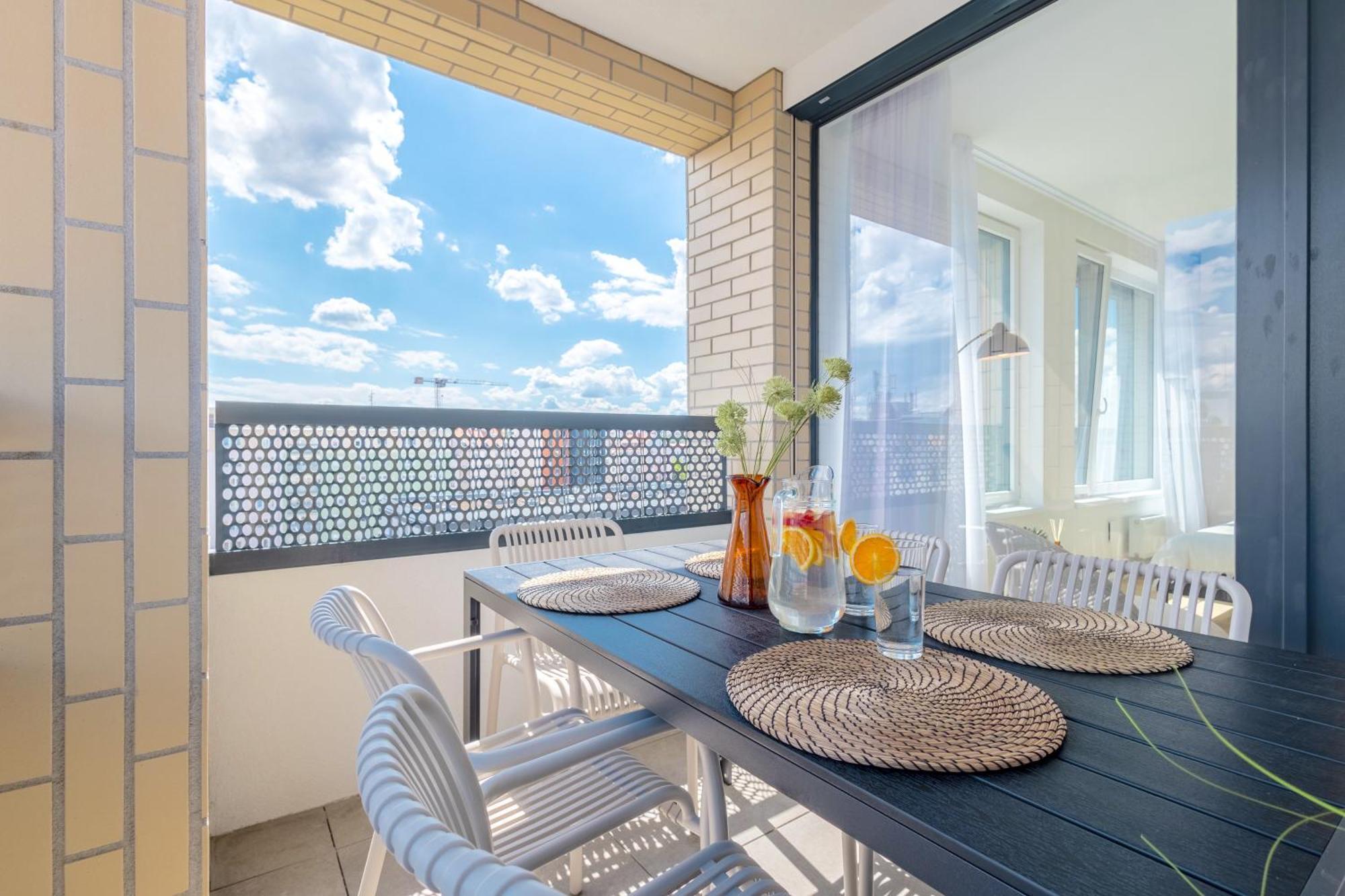 Bright 2Br - 5Th Floor, Balcony, Free Parking By Gravity Prague Praga Exterior foto
