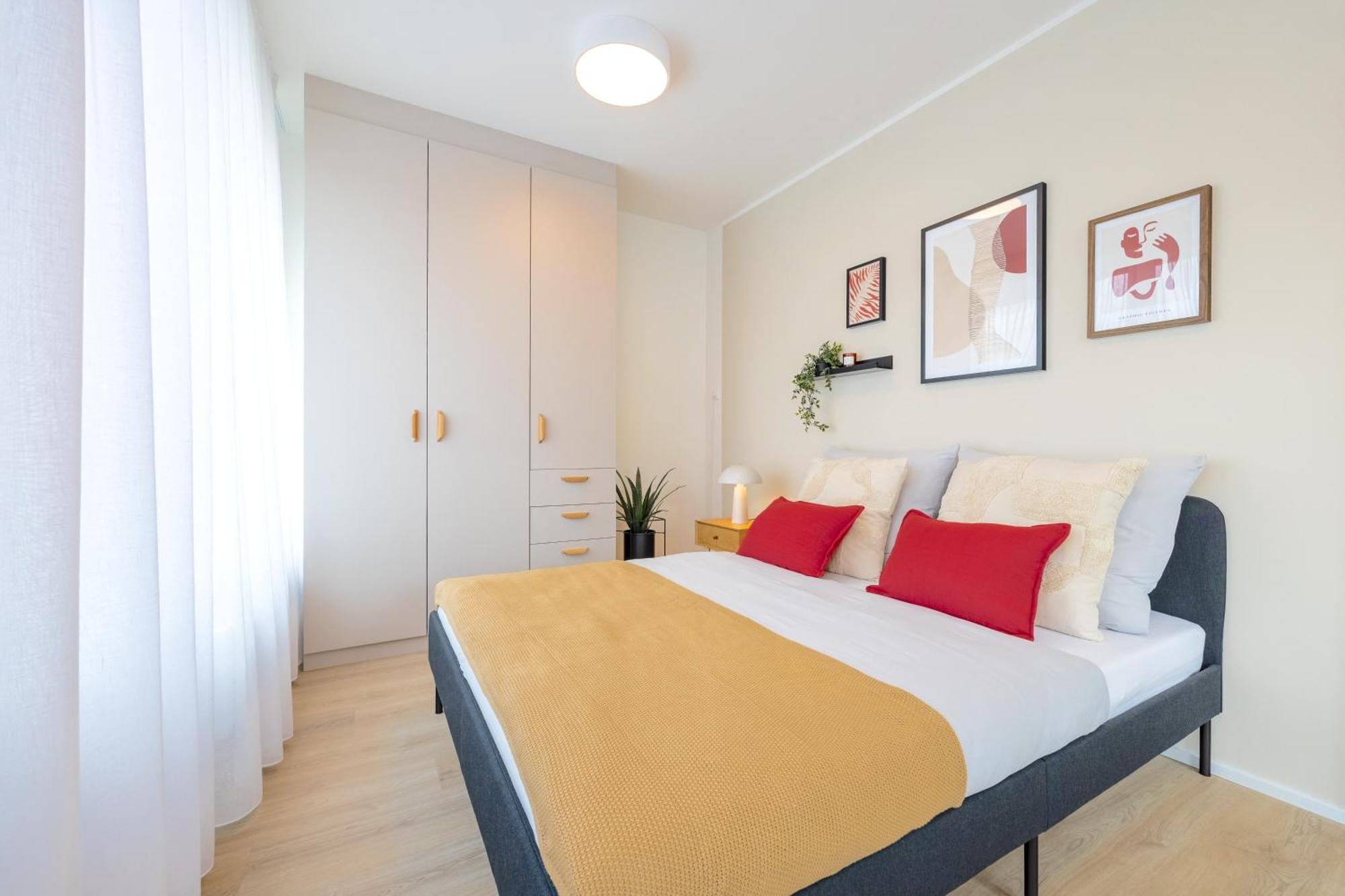 Bright 2Br - 5Th Floor, Balcony, Free Parking By Gravity Prague Praga Exterior foto